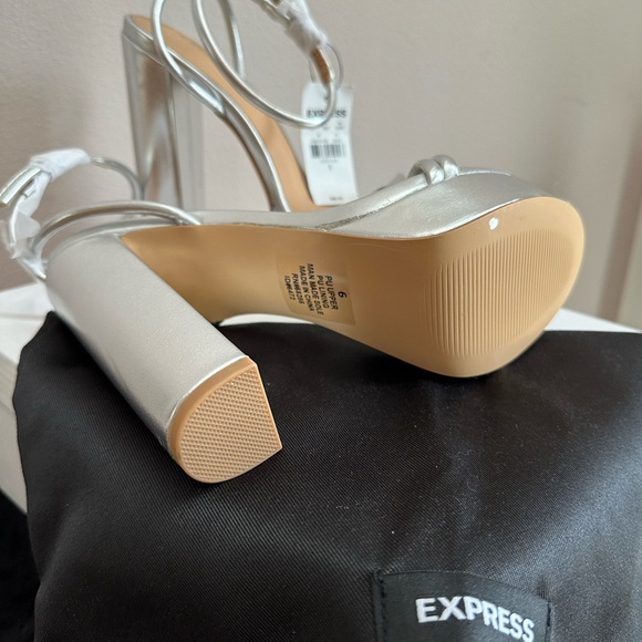 Express Round Strap Platform Heeled Sandals Metallic Silver - Picture 7 of 10
